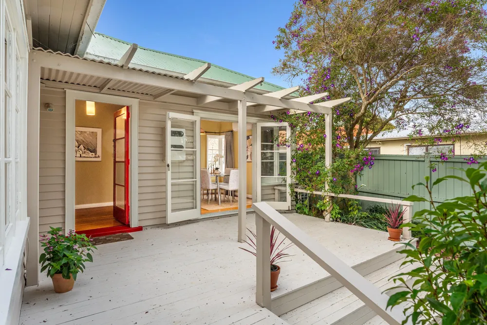 Photos of 11 Irirangi Road