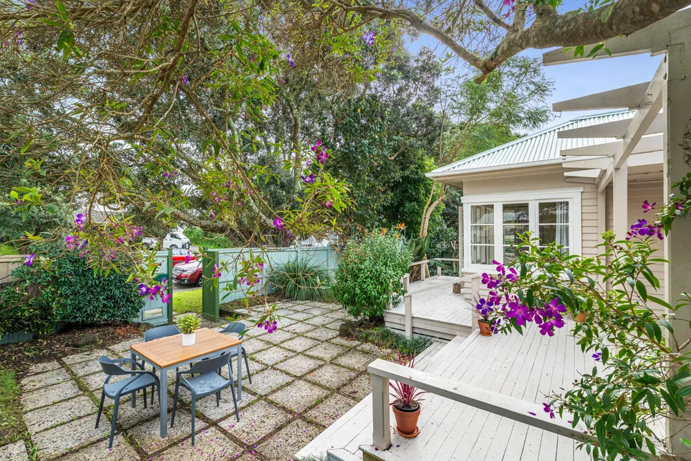 Photos of 11 Irirangi Road