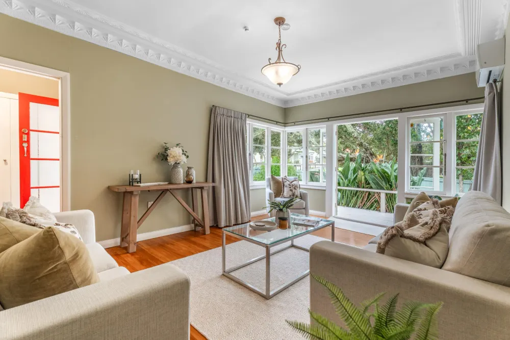 Photos of 11 Irirangi Road