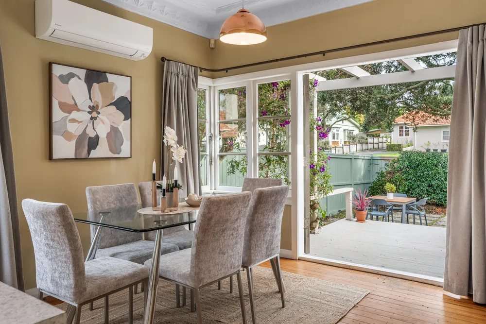 Photos of 11 Irirangi Road