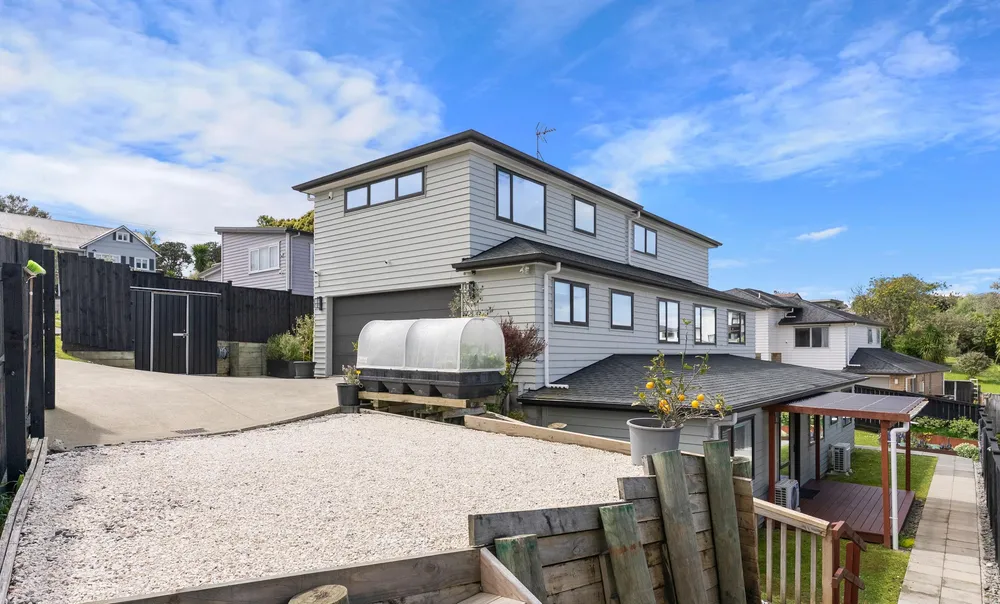 Photos of 157 Tiriwa Drive