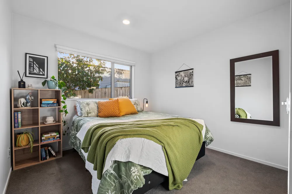 Photos of 9 Tee Point