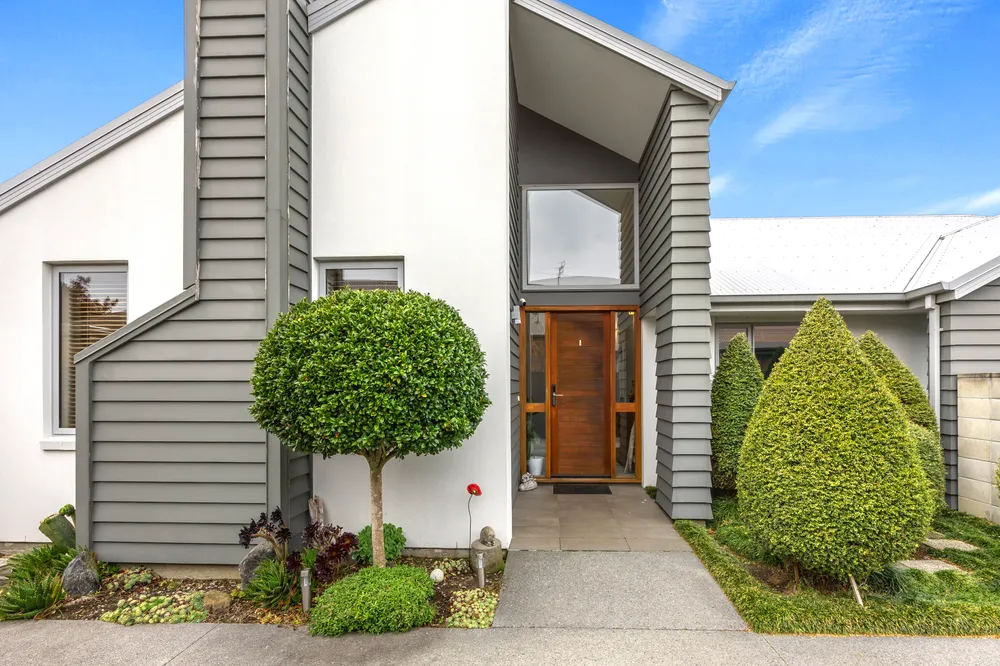 Photos of 95 Bibiana Street