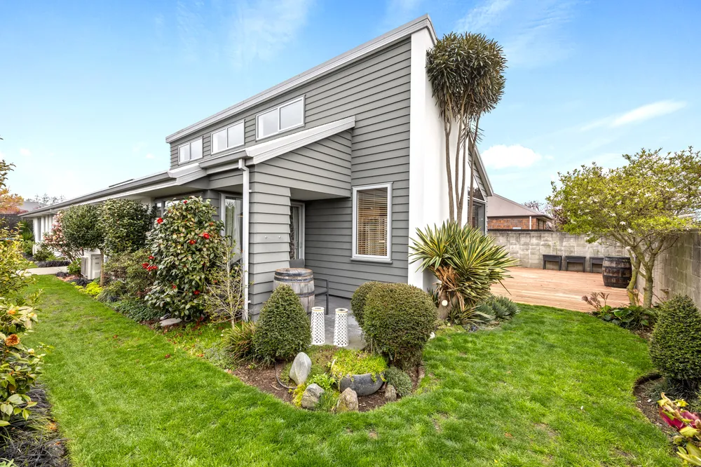 Photos of 95 Bibiana Street