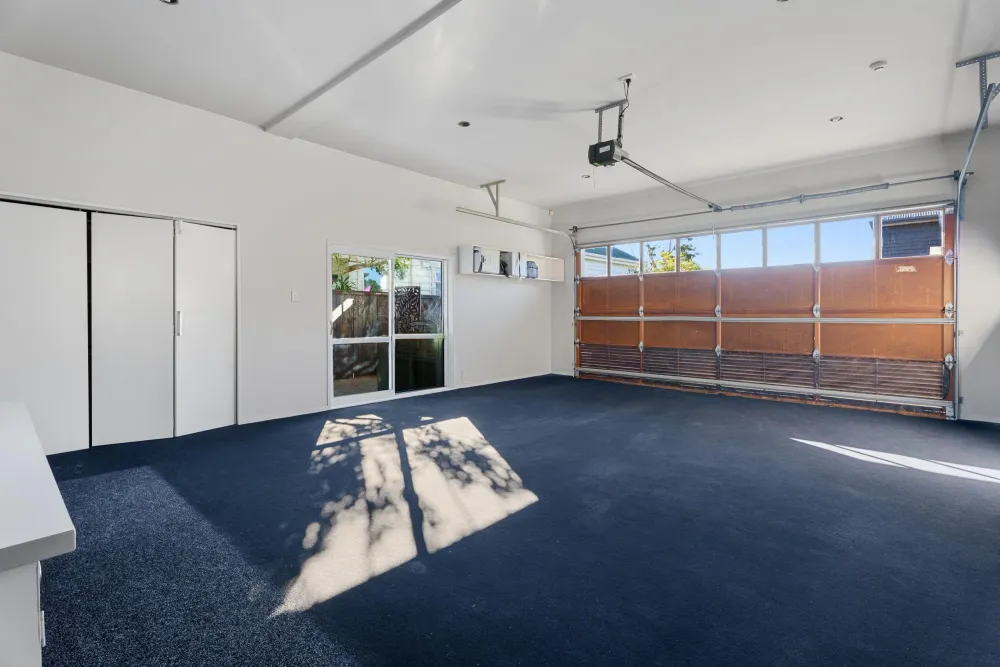 Photos of 116B Marsden Avenue