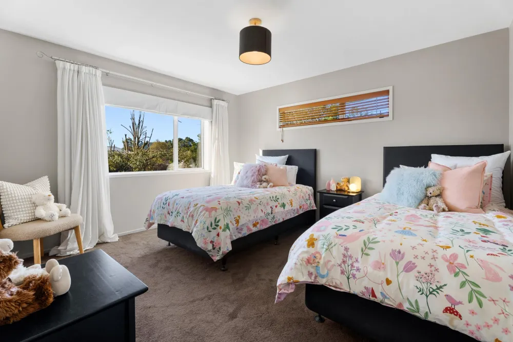 Photos of 116B Marsden Avenue