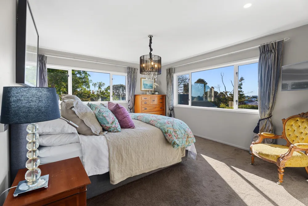 Photos of 116B Marsden Avenue