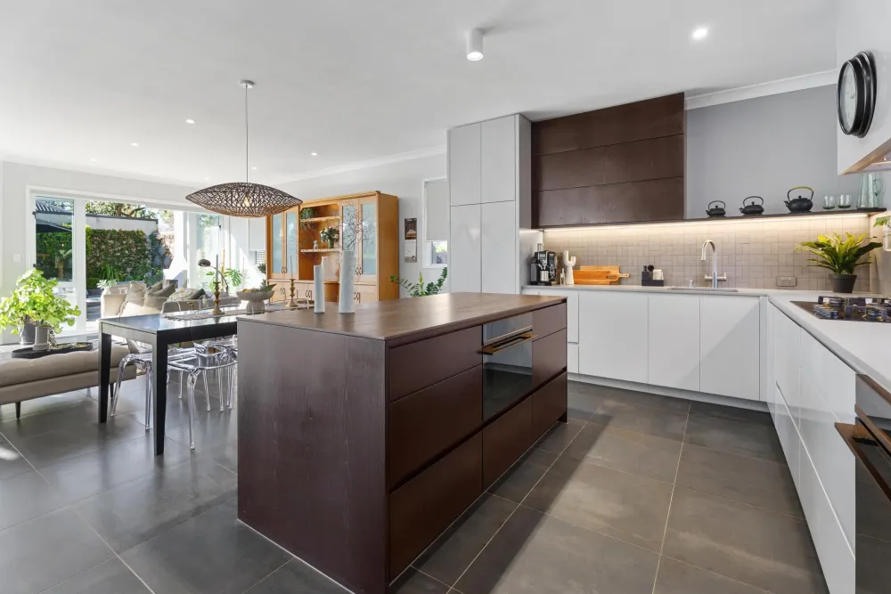 Photos of 116B Marsden Avenue