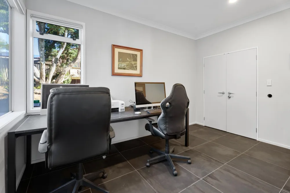 Photos of 116B Marsden Avenue
