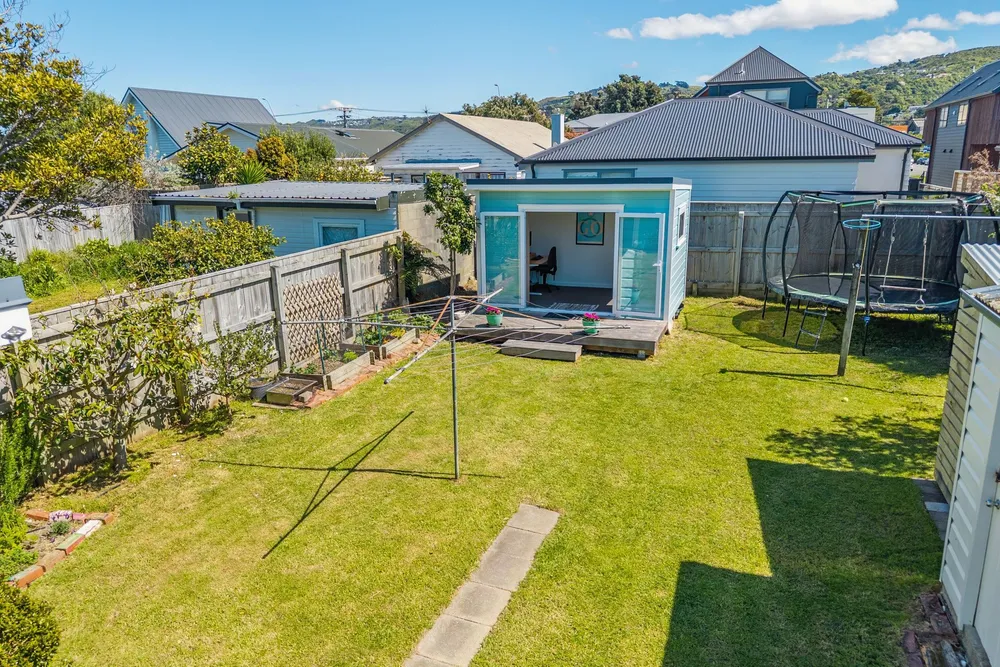 Photos of 11 Plunket Avenue