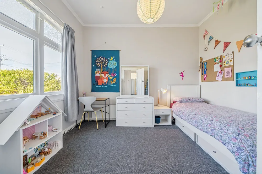 Photos of 11 Plunket Avenue
