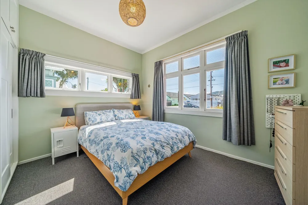 Photos of 11 Plunket Avenue