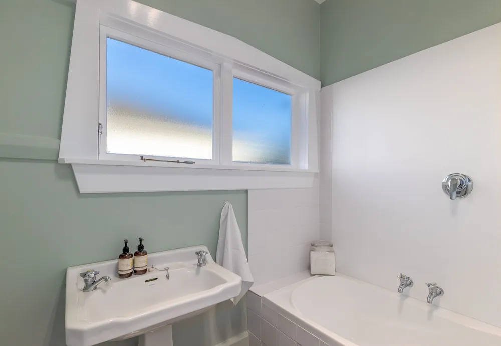 Photos of 1/64 Somerfield Street