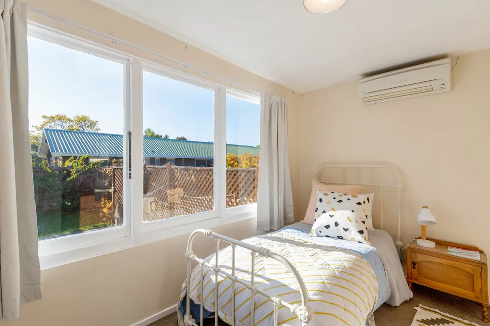 Photos of 1/64 Somerfield Street