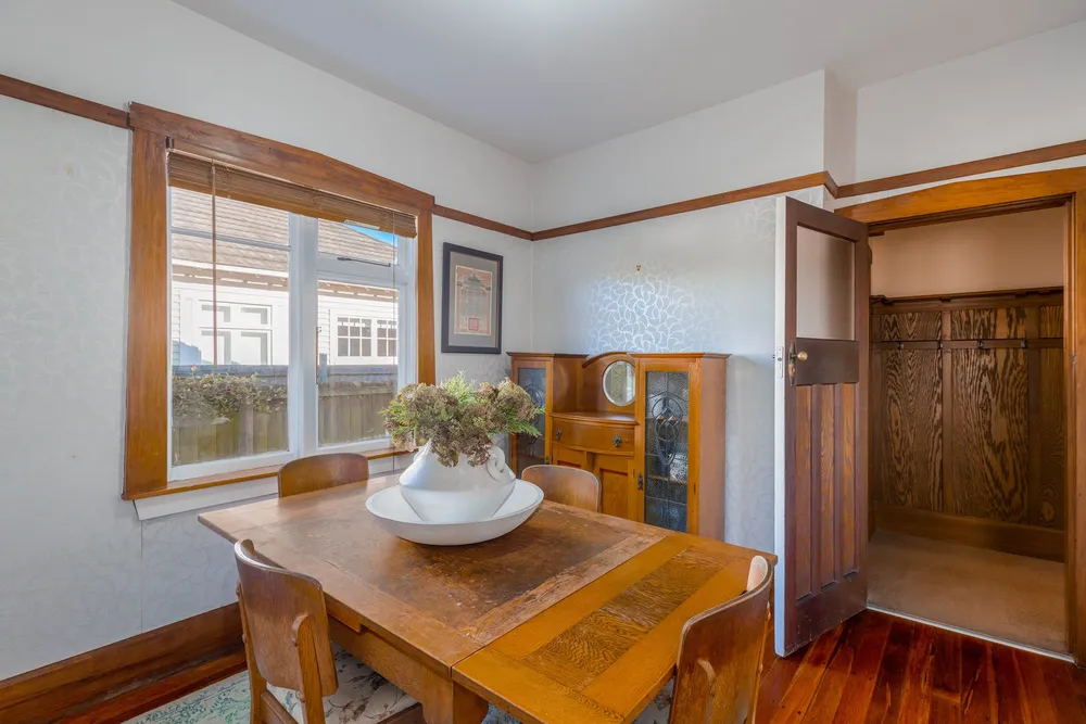 Photos of 1/64 Somerfield Street