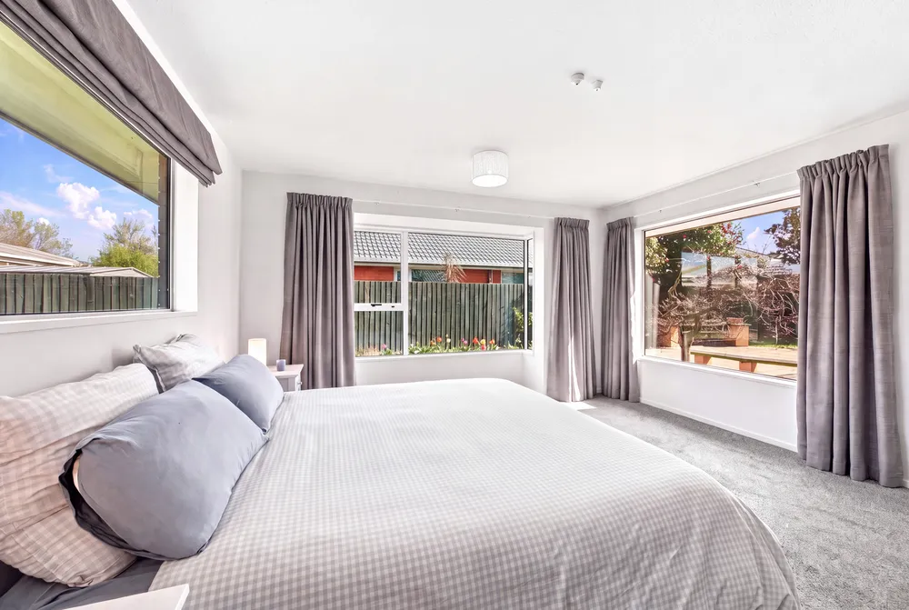 Photos of 45 Showgate Avenue