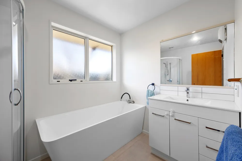 Photos of 45 Showgate Avenue