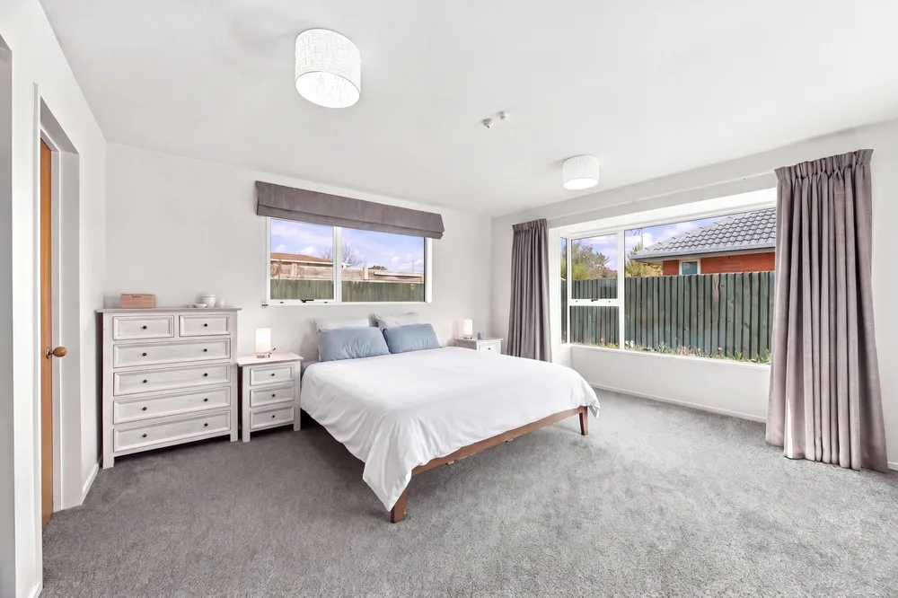 Photos of 45 Showgate Avenue