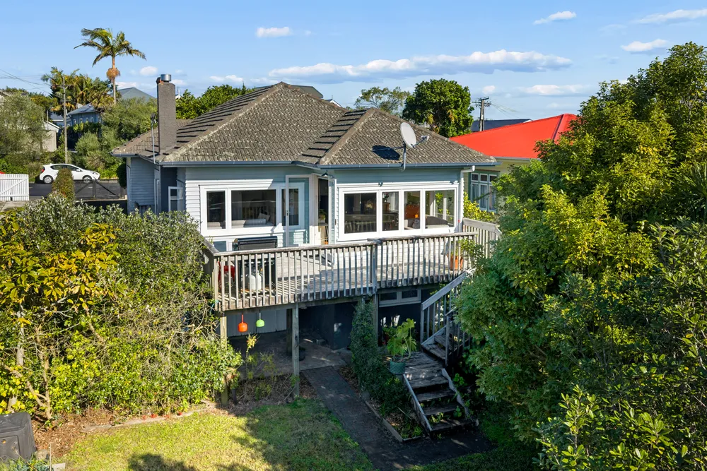 Photos of 19 Tuarangi Road