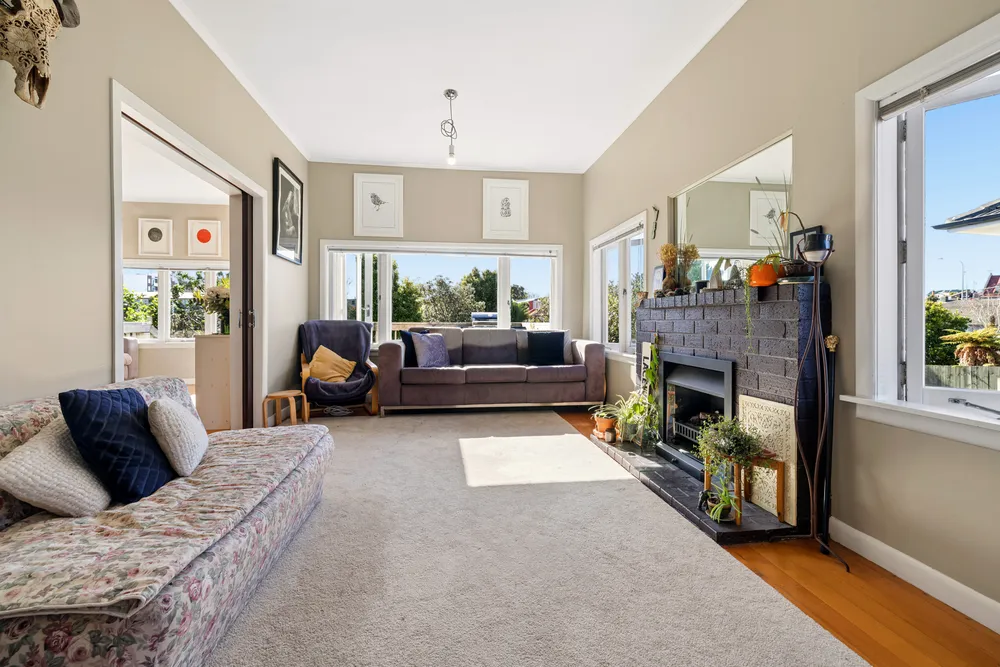 Photos of 19 Tuarangi Road