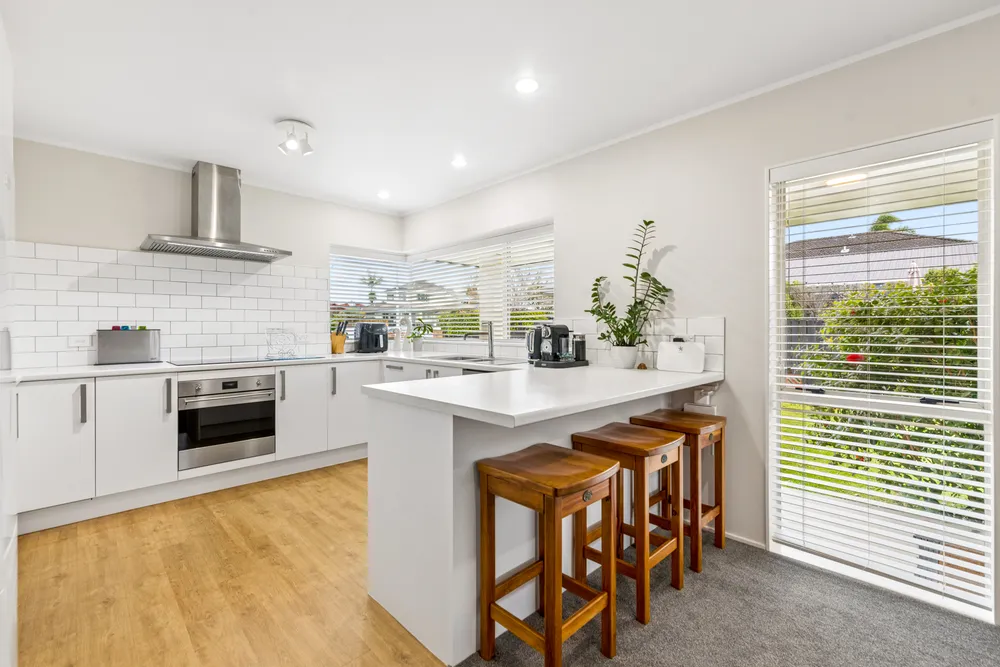 Photos of 22 Len Garlick Place