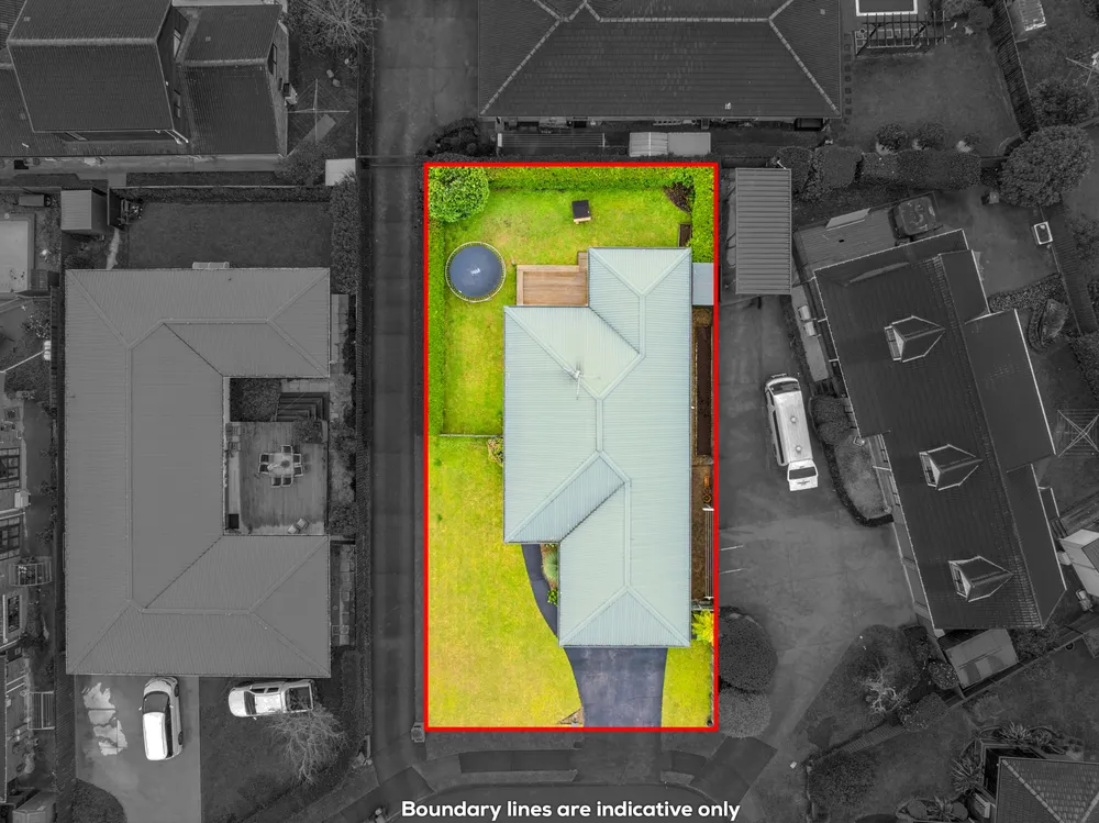 Photos of 22 Len Garlick Place
