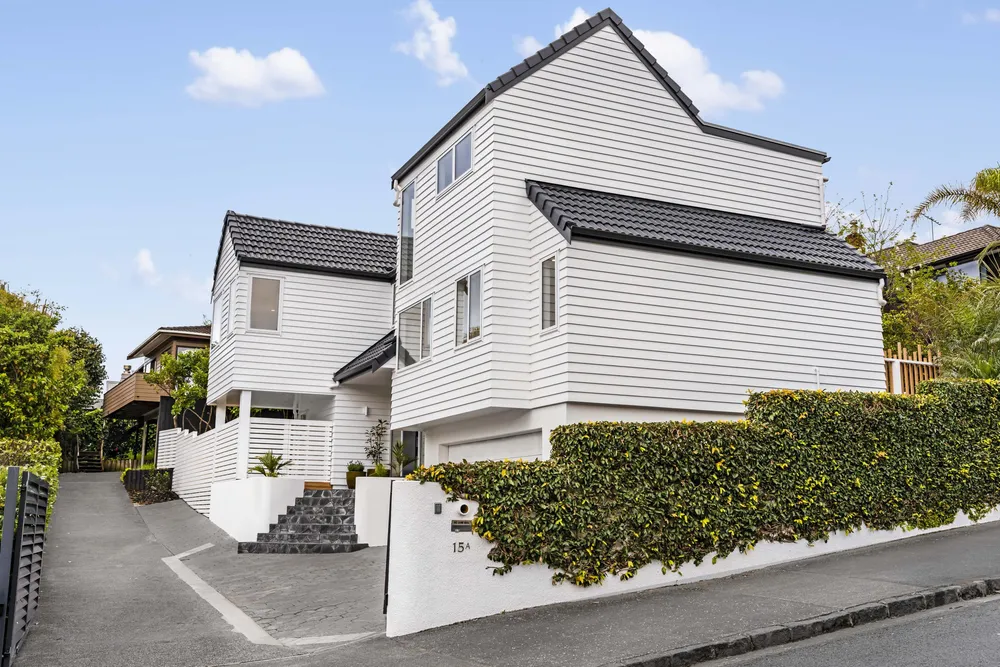 Photos of 15A Ingram Road