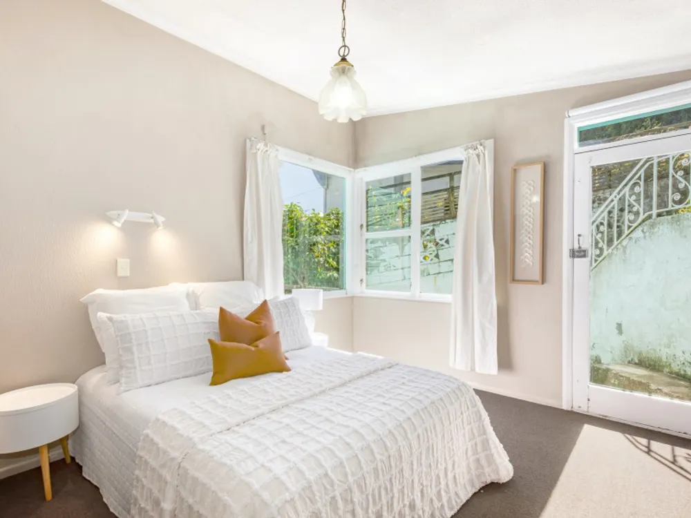 Photos of 609 Marine Drive