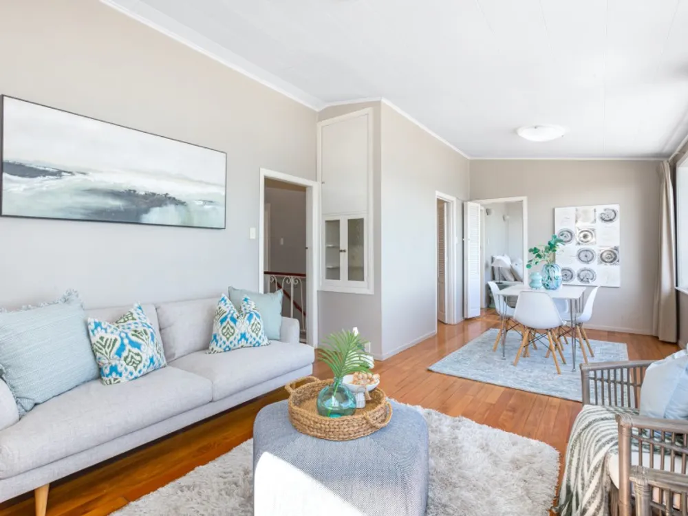 Photos of 609 Marine Drive