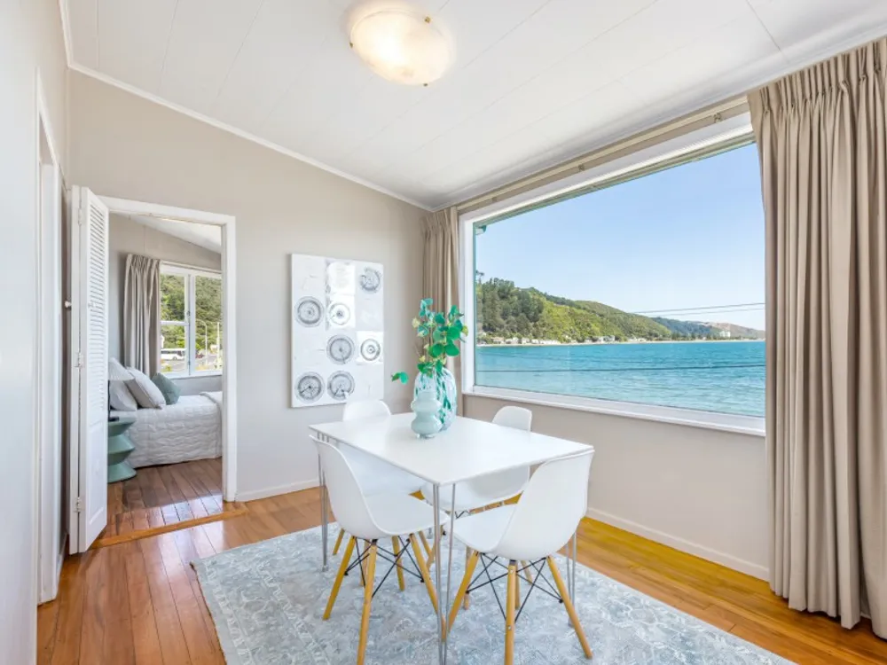 Photos of 609 Marine Drive