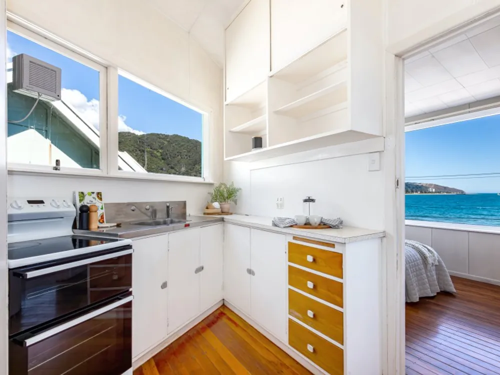 Photos of 609 Marine Drive