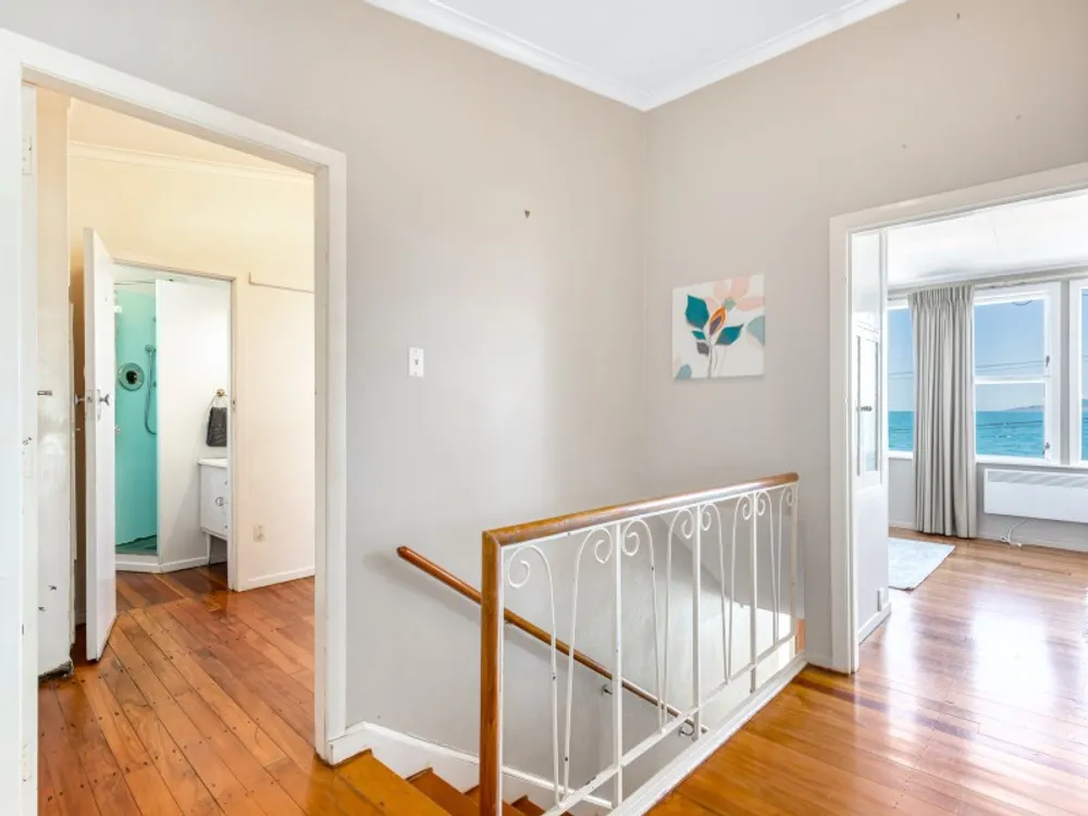 Photos of 609 Marine Drive