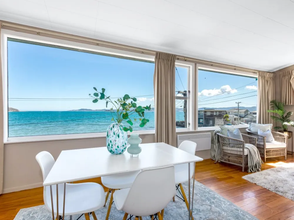 Photos of 609 Marine Drive