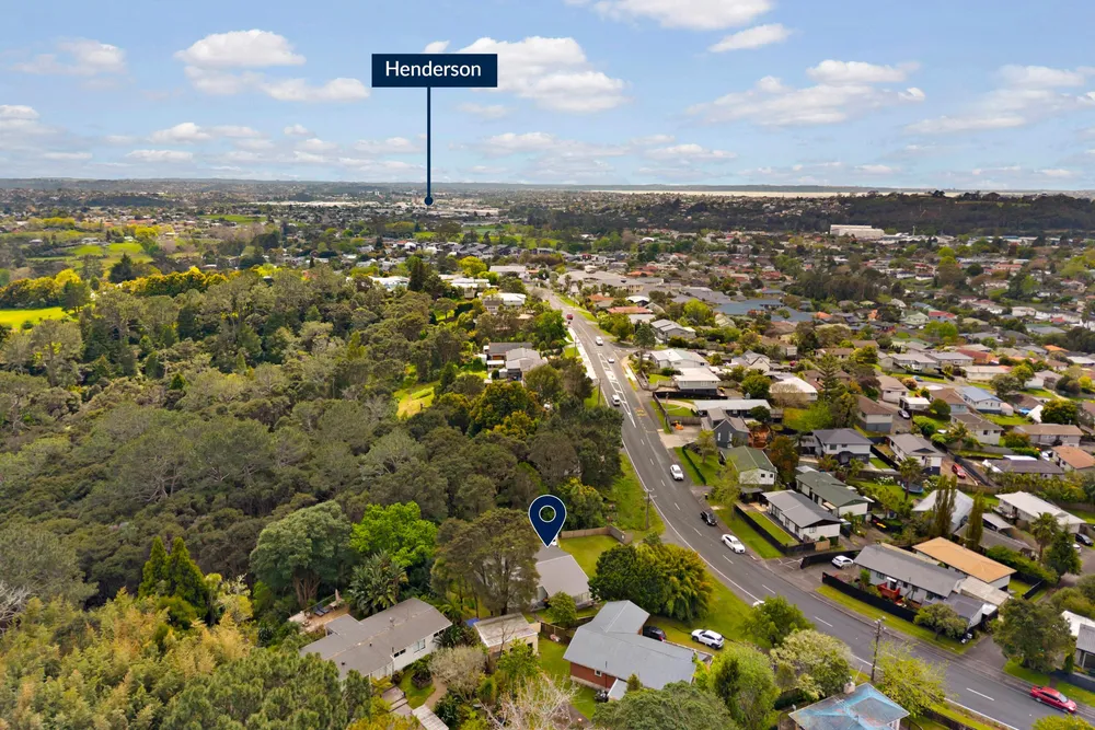 Photos of 246 Glengarry Road
