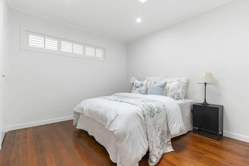 Photos of 246 Glengarry Road