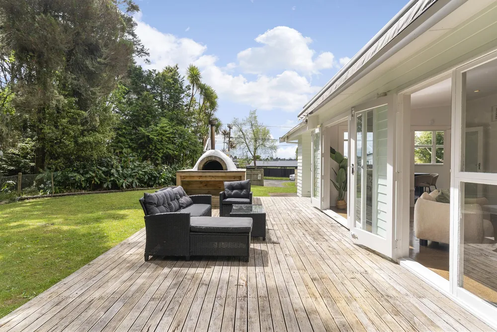 Photos of 246 Glengarry Road