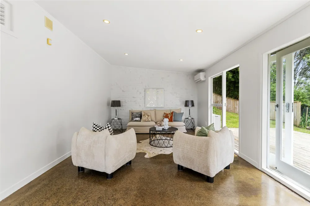 Photos of 246 Glengarry Road