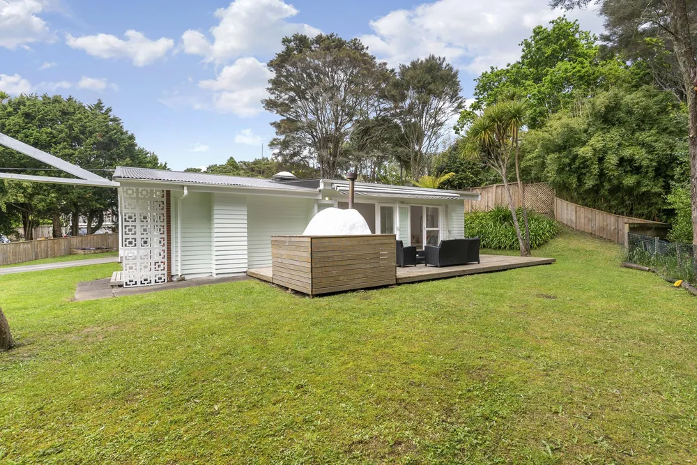 Photos of 246 Glengarry Road