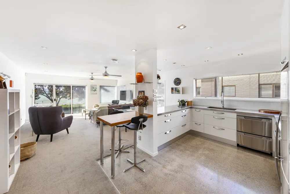 Photos of 4/255 Tamaki Drive