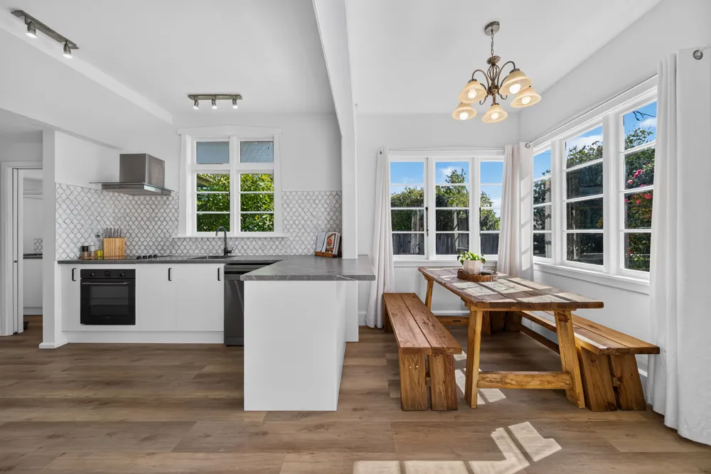 Photos of 150 Mackenzie Avenue