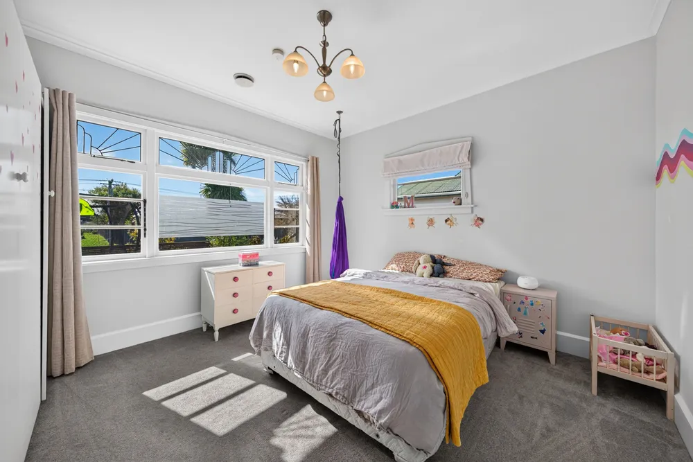 Photos of 150 Mackenzie Avenue