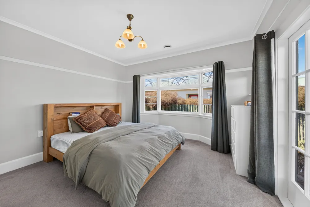 Photos of 150 Mackenzie Avenue