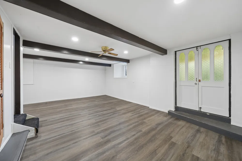 Photos of 31 Laburnum Road