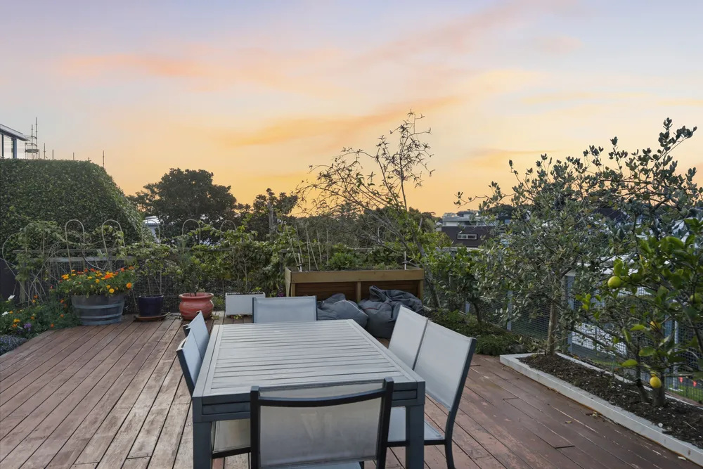 Photos of 61A Vale Road