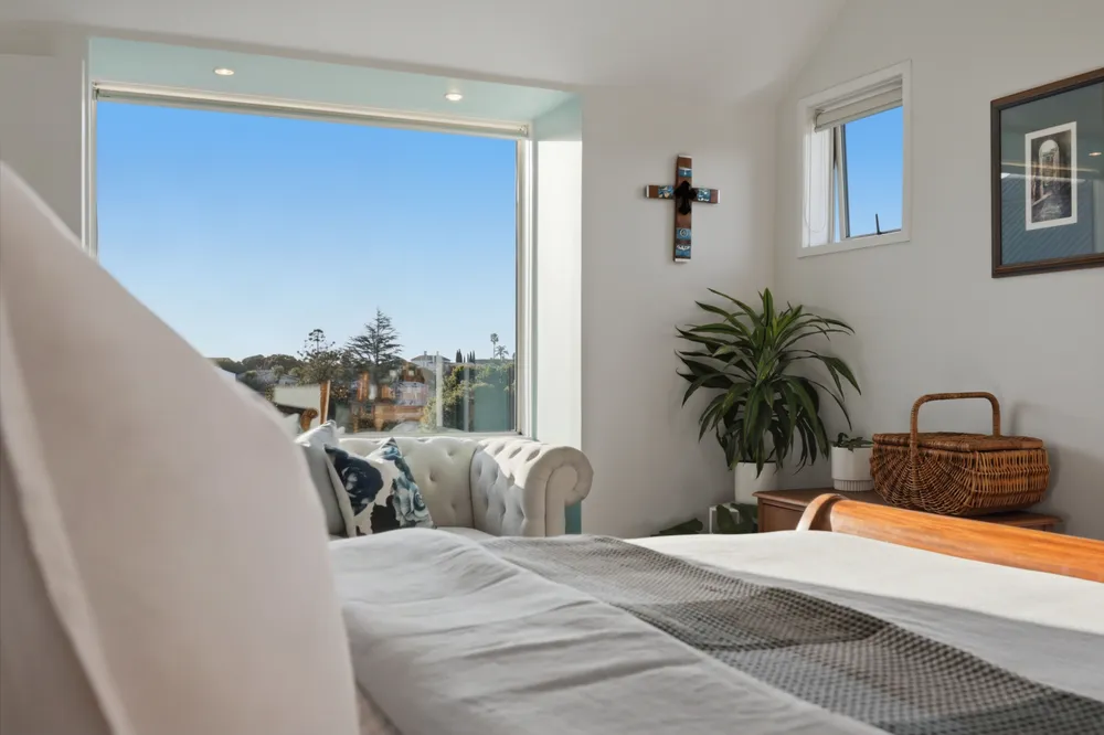 Photos of 61A Vale Road