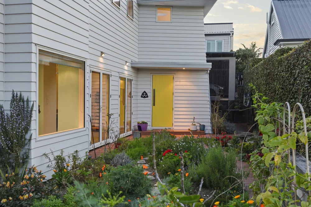 Photos of 61A Vale Road