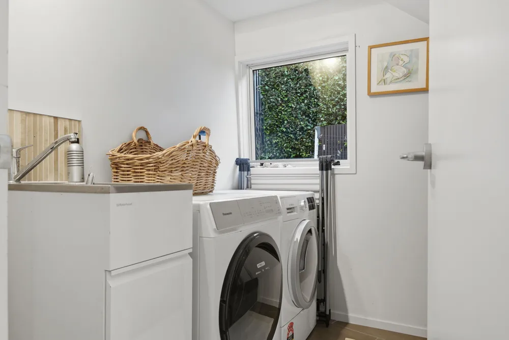 Photos of 61A Vale Road