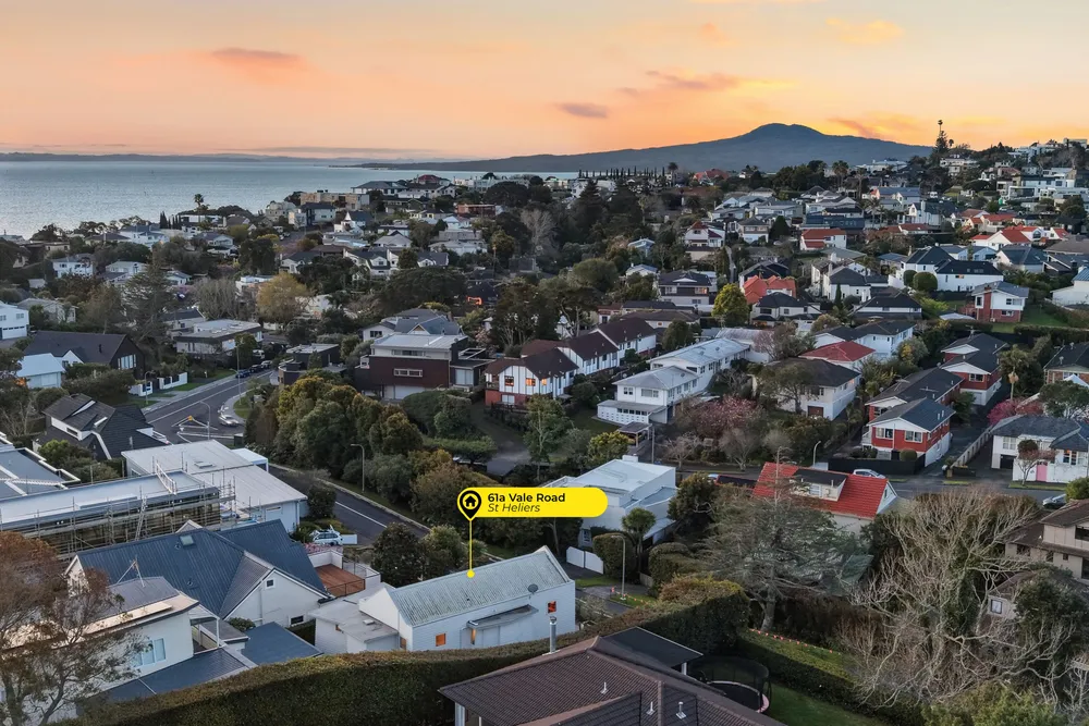 Photos of 61A Vale Road