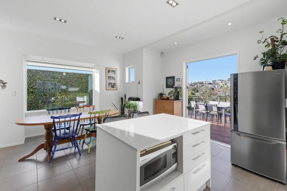 Photos of 61A Vale Road