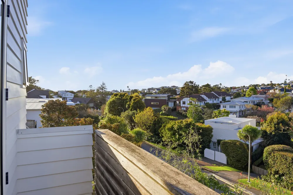 Photos of 61A Vale Road